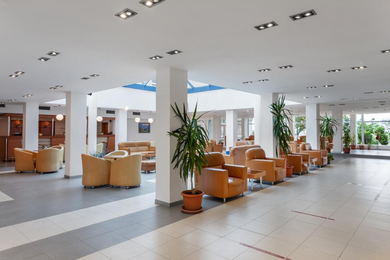 Hotel Sirena Saturn All Inclusive Bagian luar foto