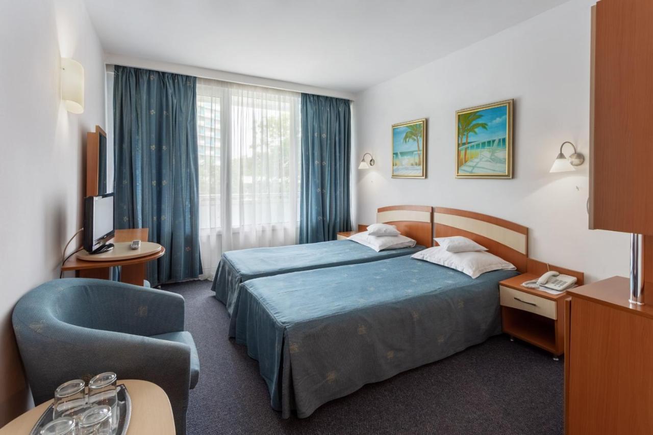 Hotel Sirena Saturn All Inclusive Bagian luar foto